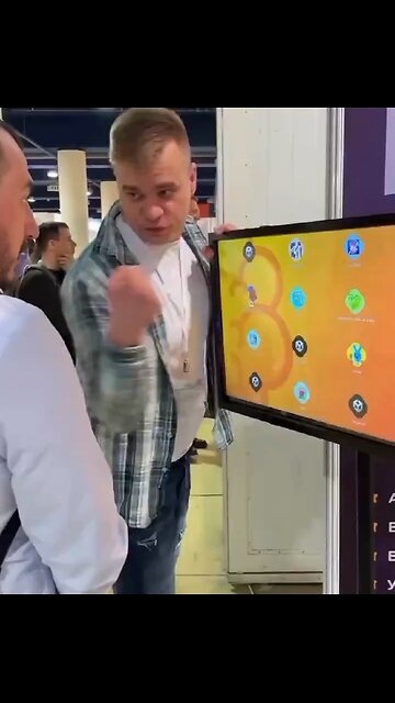 FAIL: They offered this man to test their anti-vandalous display in an event