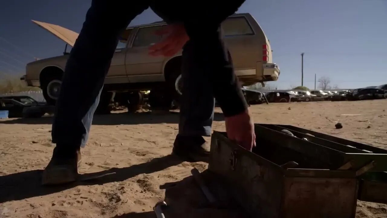 JONATHAN BANKS Tracking Device & Dead Body Better Call Saul 6