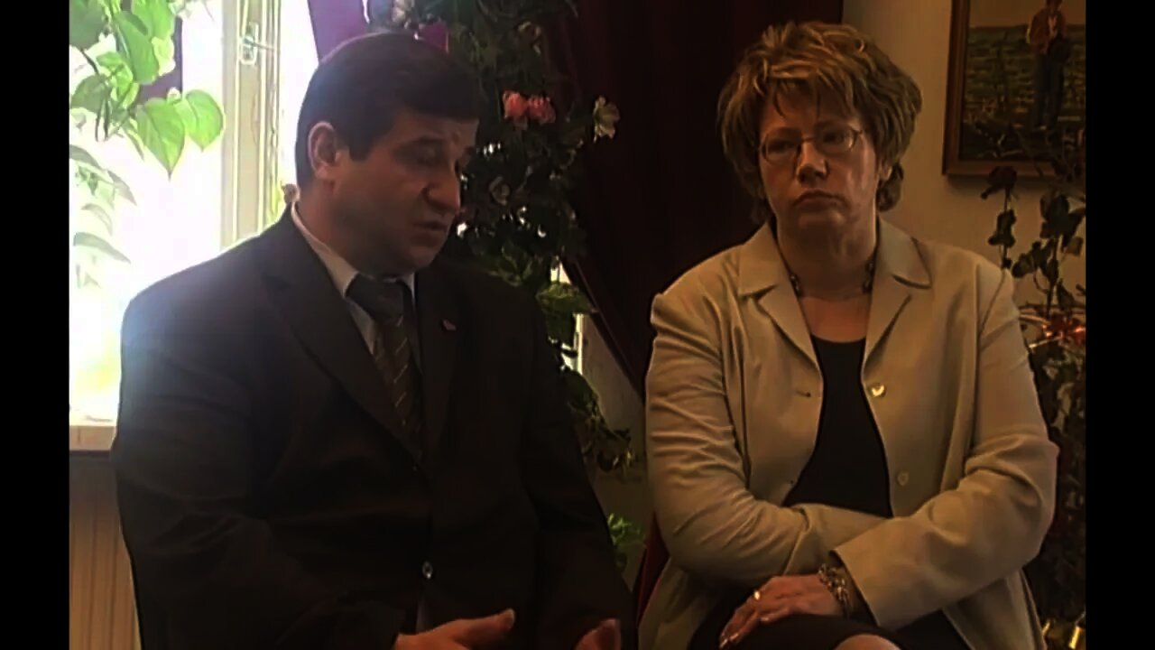 ''ZDROWIE I OPTYMIZM- HIPNOZA,ZBIOROWE SEANSE - BIOGRAFIA ,SYLWETKA I METODY HIPNOZY/2002 ©TV- IMAGO