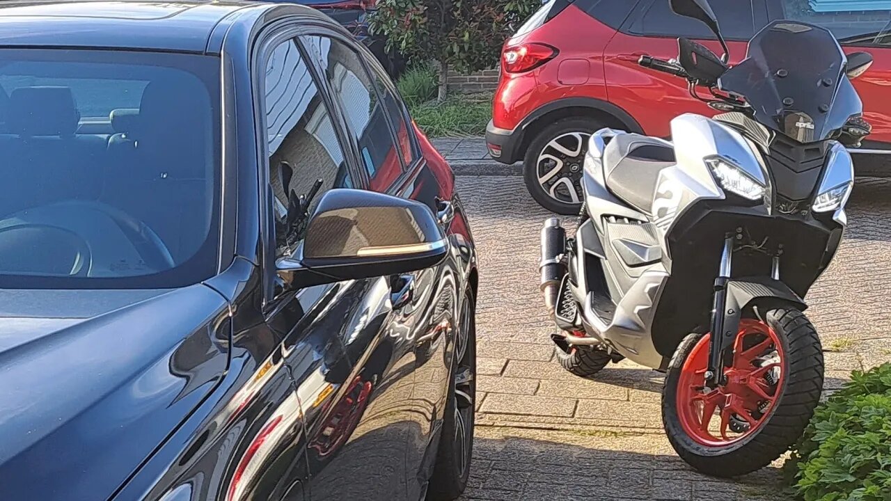 SUPERB! Aprilia SR GT 200 Sport 1st day impression *loving* it, enjoying Limburg fields Netherlands