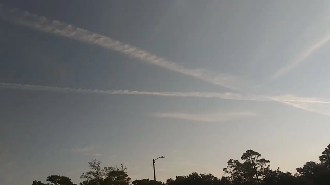 Monday morning in Florida and chemtrails already showing up to work Sep 26 2022