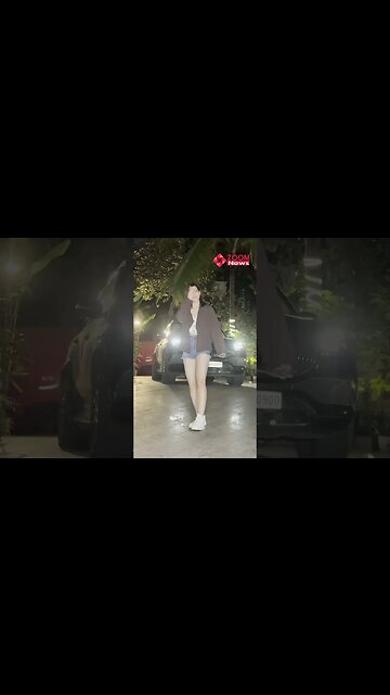 Kriti Sanon ka cute sa reaction when paps call her “Engineer madam”😍❤️ #shorts