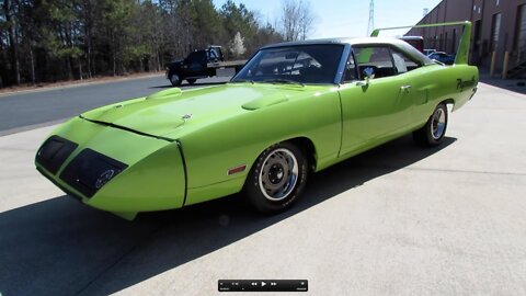 1970 Plymouth Road Runner Superbird Start Up, Exhaust, and In Depth Review