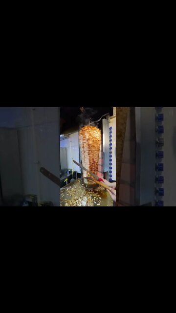 Turkish Doner Kebab 🥙#UpFoodReview #ytshorts #shorts #Food #Streetfood