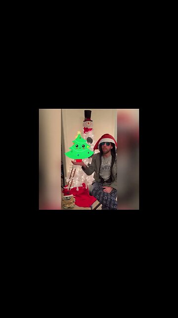 The Great Christmas Tree Battle! With Special Bonus! #christmas #shorts