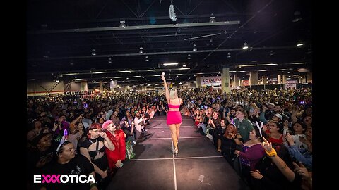 Exxxotica Expo Chicago 2024 Texass Twerk Contest Round 2