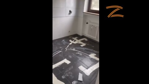 A Greek family kindly allowed Ukrainian refugees to stay in their apartment....