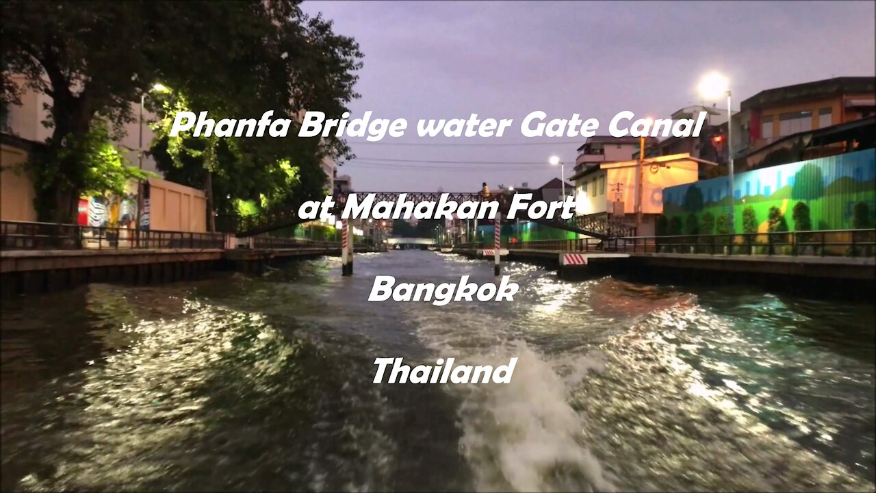 Bobae Market Phanfa Bridge Water Gate Canal in Bangkok, Thailand