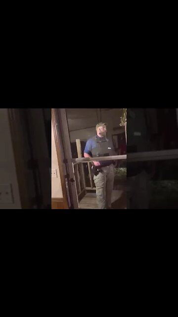 TYRANT COPS HARASS FAMILY INSIDE HOMETYRANT COPS HARASS FAMILY INSIDE HOME