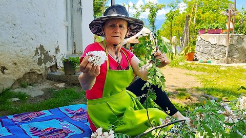 Making Natural Acacia Flower Jam and Fresh Pea Soup