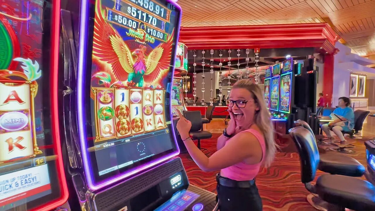 We Played Slots At Red Rock Las Vegas!