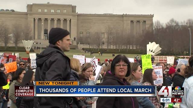 Thousand attend March for our lives rally in Kansas City