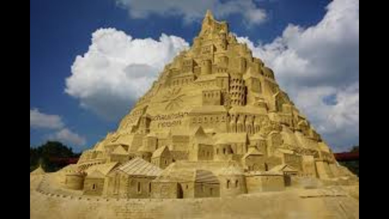 TOP 15 IMPRESSIVE Sand Castles