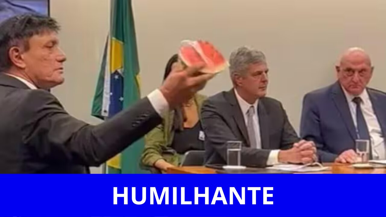 Veja o vídeo: Deputados comem melancia na frente do General do Lula!