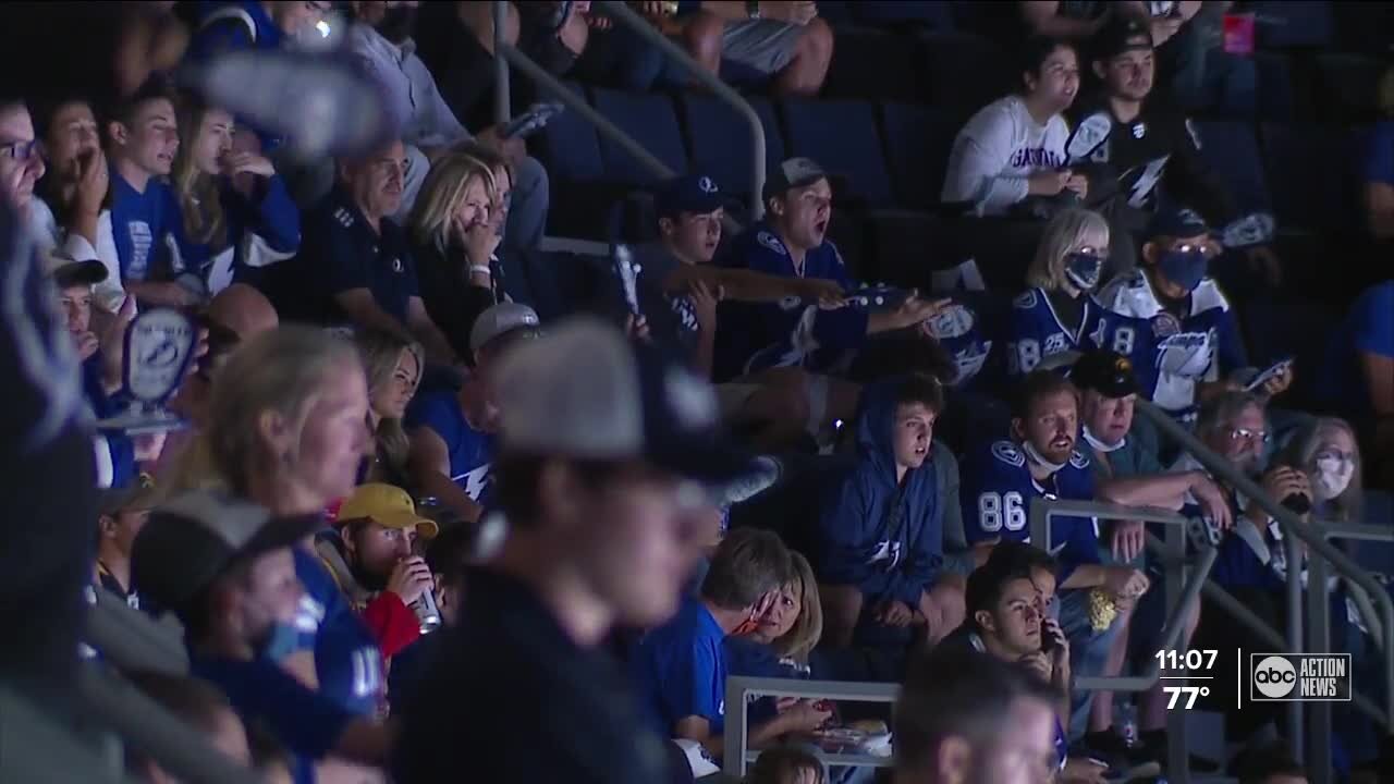 Bolts fans thrilled to be back inside Amalie Arena for playoff hockey