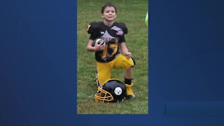 Celebrating the Berkley Steelers football team: gifting football cards from Brad Galli