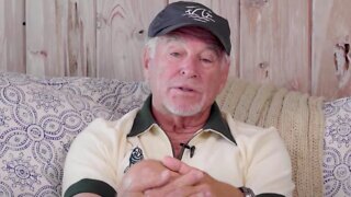 Jimmy Buffett Abruptly Hospitalized, Tour Cancelled