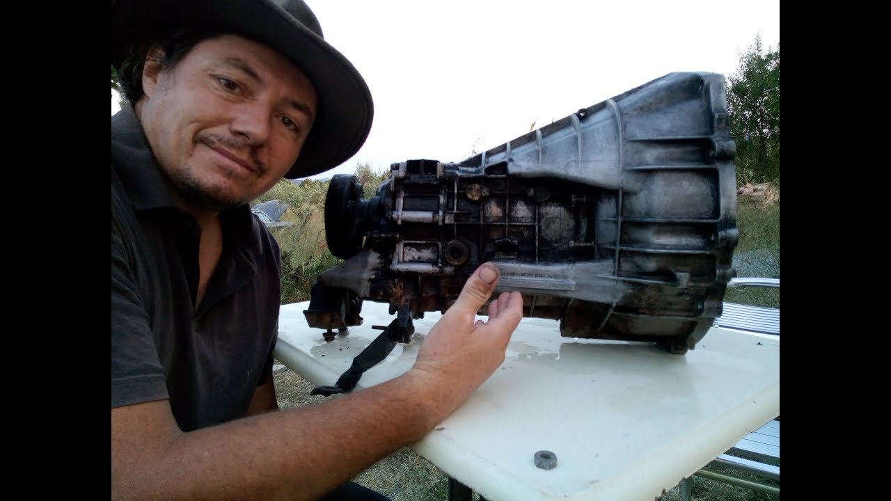 Mercedes W124 - Remove the manual gearbox (Not automatic) DIY