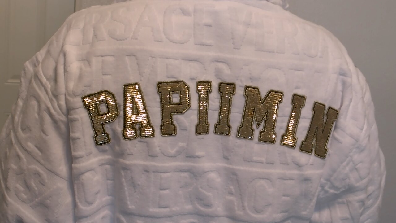 Papiimin - “Hot” (Min’s World Exclusive - Official Music Video) Shot by: @YungDroopy