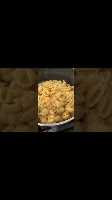 🧀Cheesiest mac & cheese🙌 | @palatable_foodd on IG 🧀😋 #shorts