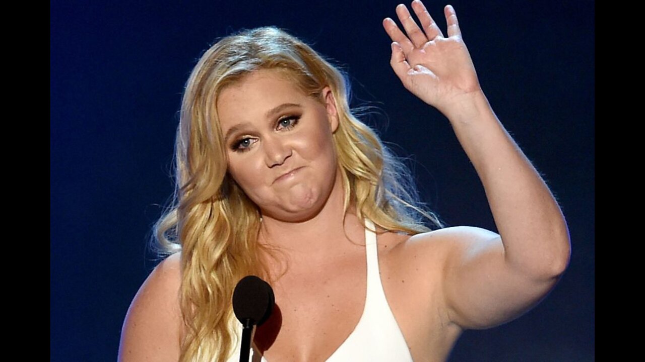 Amy Schumer's bad body odor plagues Oscars 2022!? Academy insider EXPOSES how Disney bent them over!