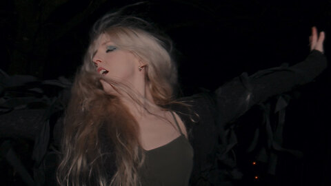 SYLVAINE - Dagsens Auga Sloknar Ut (Official Music Video)