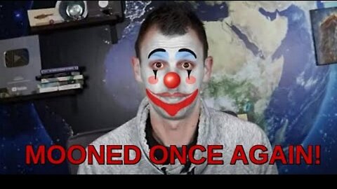 SCI MAN DAN GETS MOONED LOL