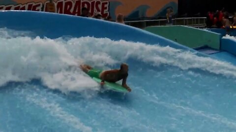 flowrider - Andrew - 1 (short) at Soak City, Kings Island