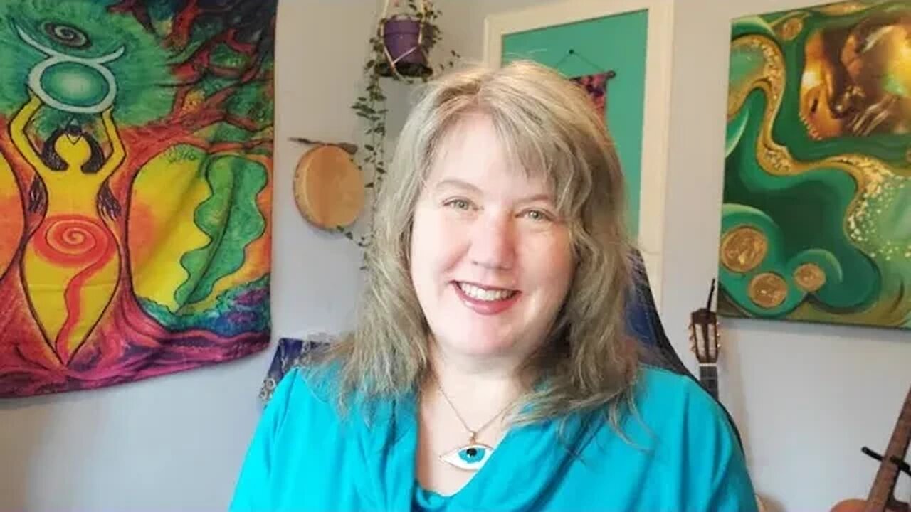 Soul Clarity w/ Jennifer Quick. The secret to life is Showing Up!