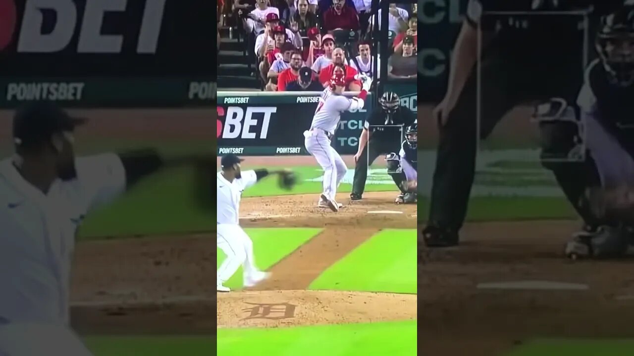 Shohei Ohtani Destroys Baseballs