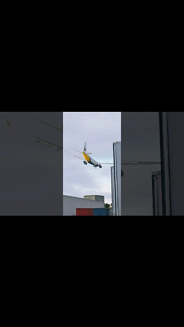 Airbus A330 #emergencylanding #aviation #shorts