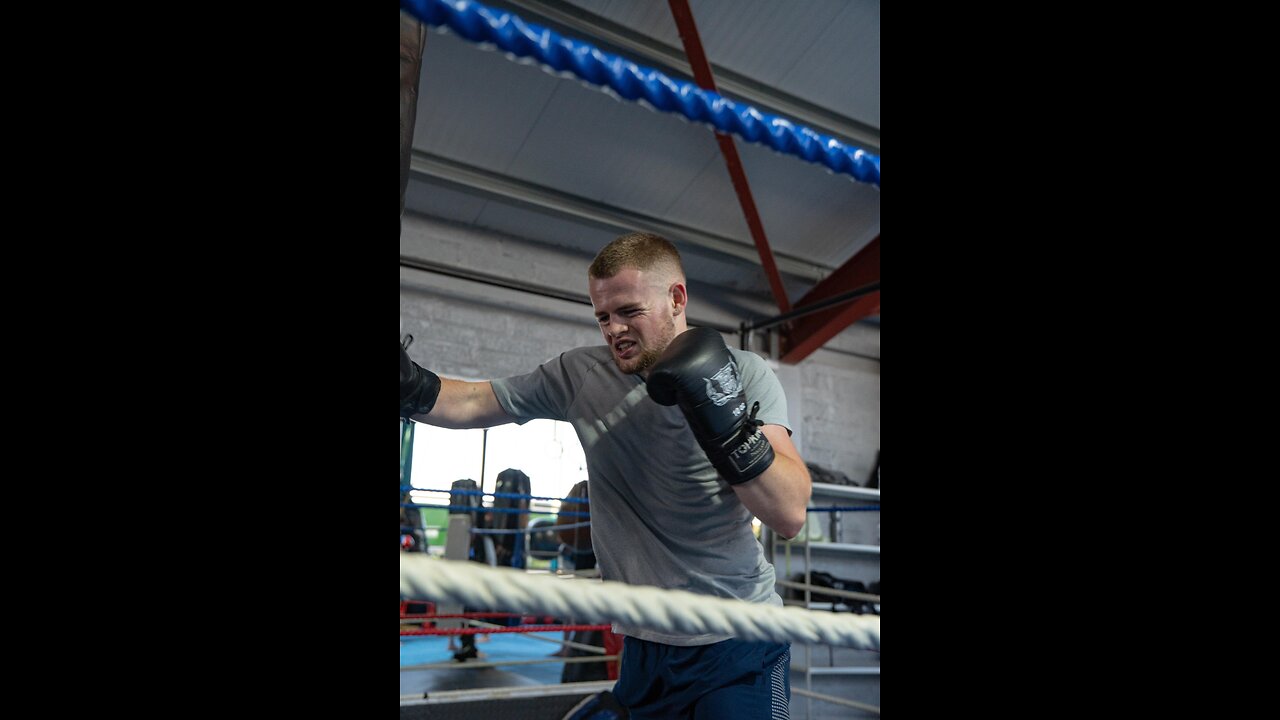 Strength & Conditioning session with k1 fighter Raul Muresan