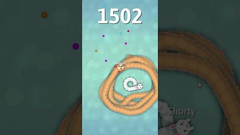 Little worm did not want to give up snake.io #shorts