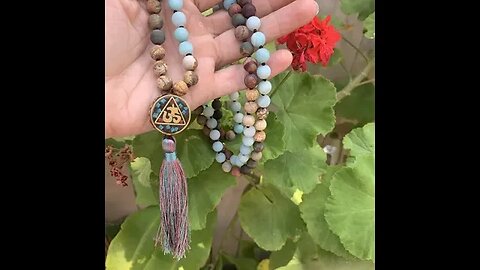 HUM PRAYER BEAD PENDANT