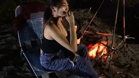 4K Outdoor Camping Kimiya Mori teaches you how to make a campfire outdoors 13