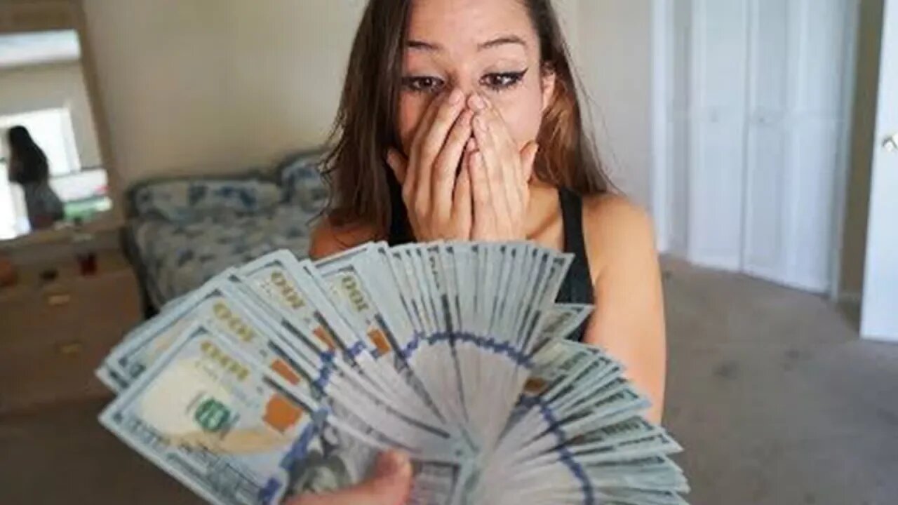 Giving My Girlfriend $10,000 To Quit Smoking