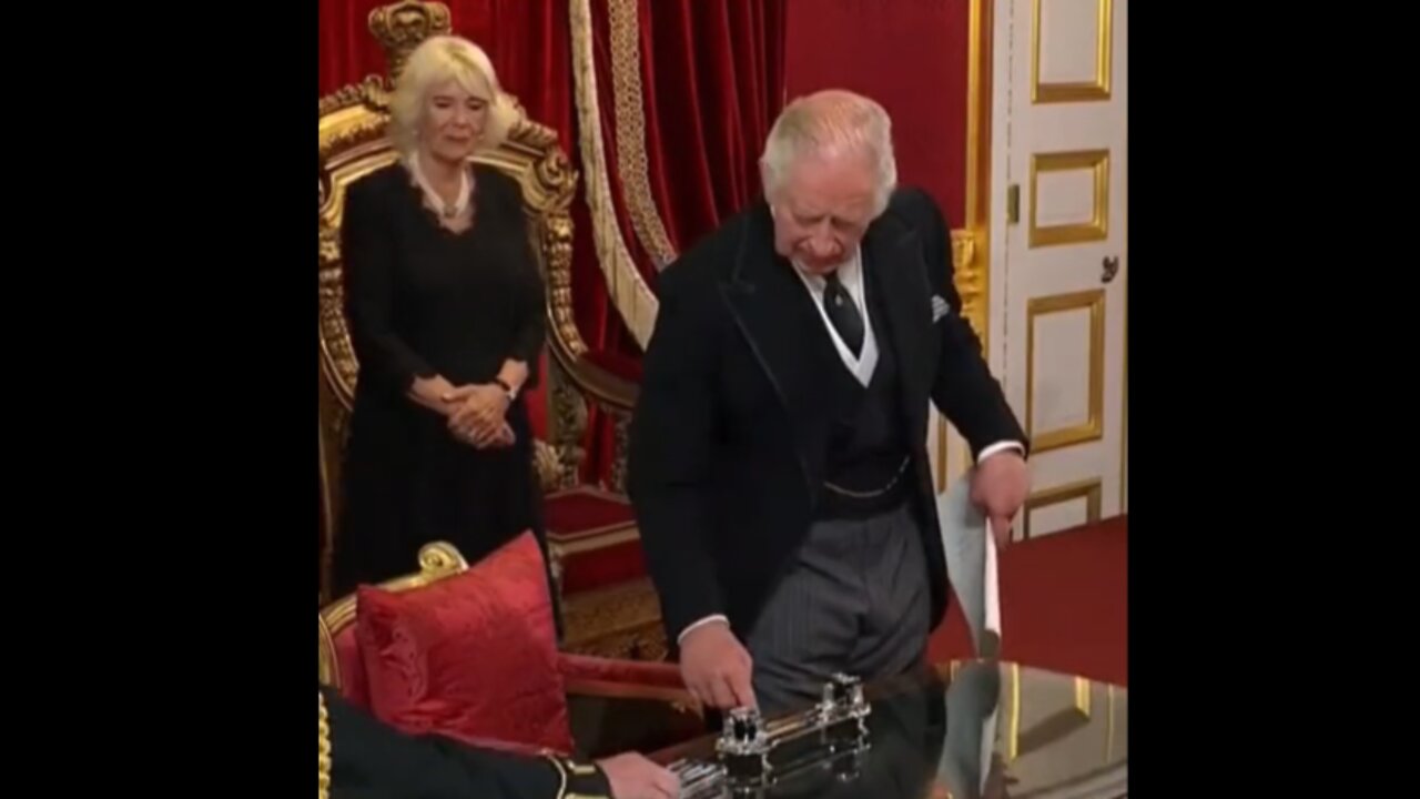 "The King" can't be expected to move things... servants must