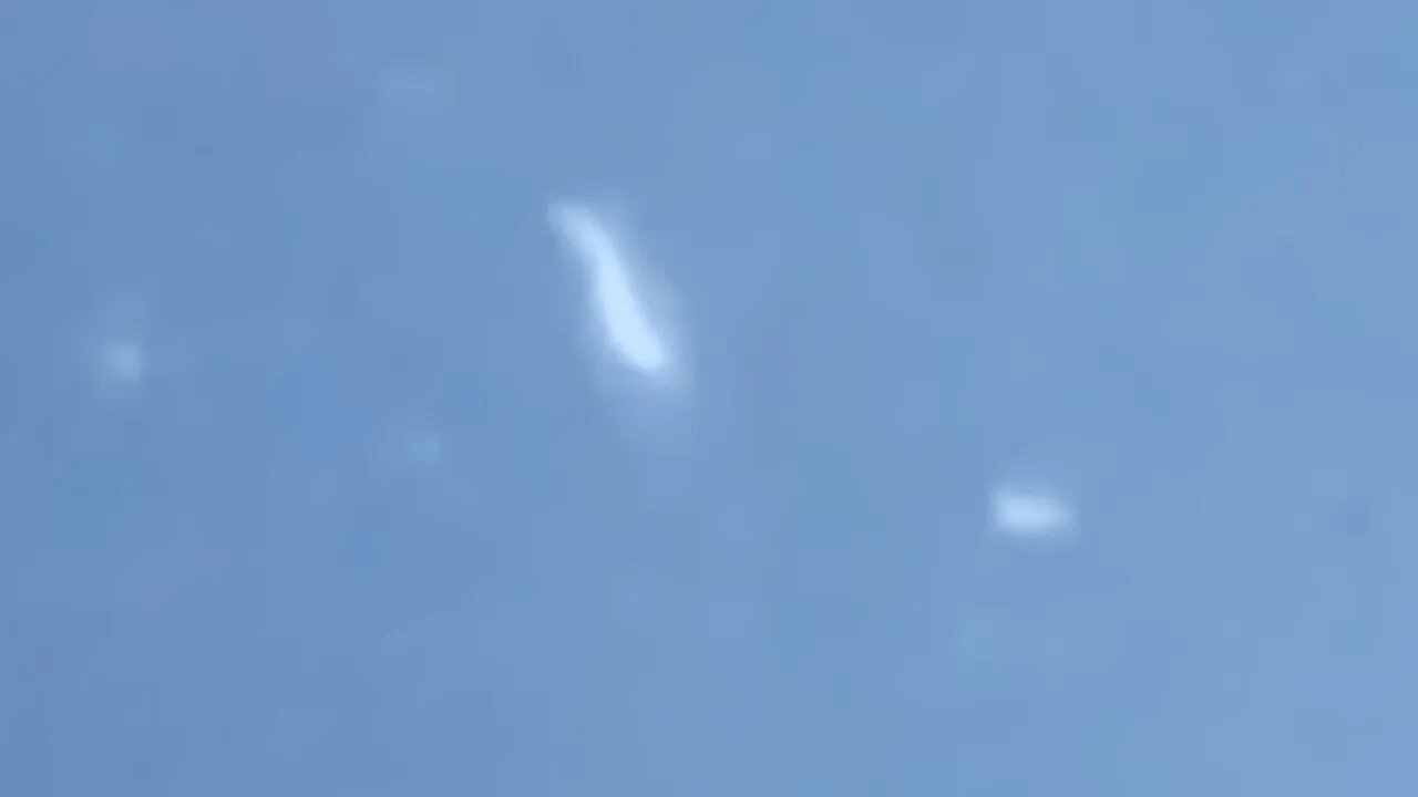 Hyper UFO zoomed in and back out