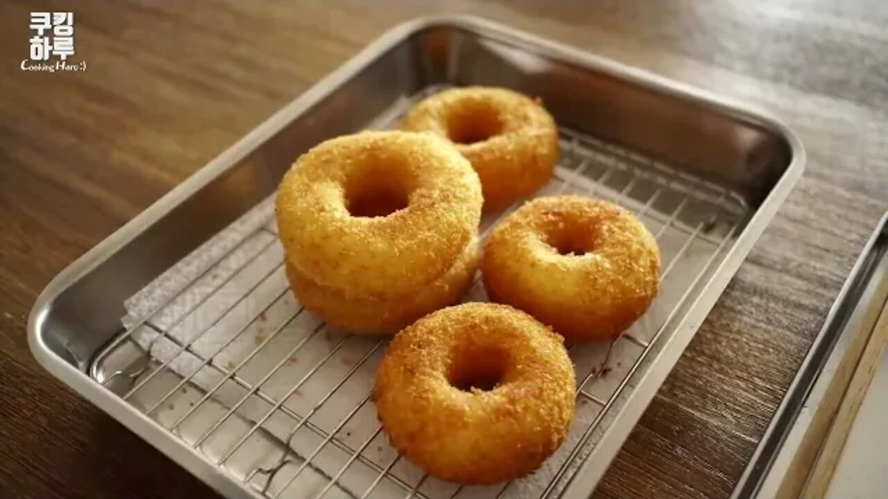13 kinds, Amazing Potatoes!! drive it Potato donuts, pizza, hot dogs, etc. right now