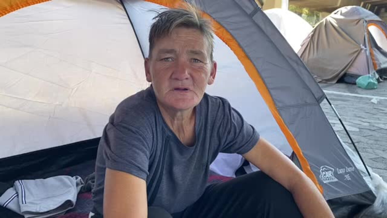 SOUTH AFRICA - Cape Town - Coronavirus - Homeless housed in tents for the 21 day National Lockdown(Video) (g4X)