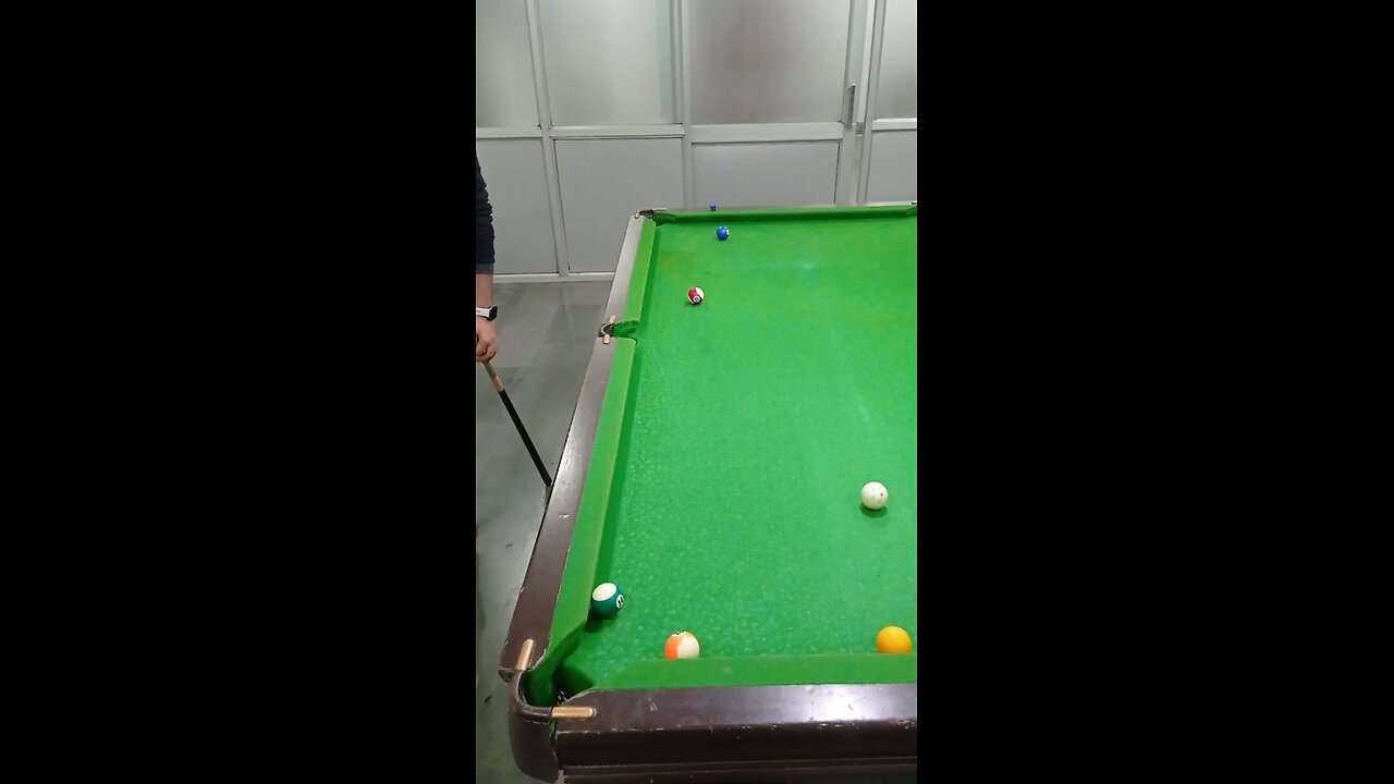 Back hand short