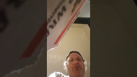 "Everywhere I go" song in lricezxmmm