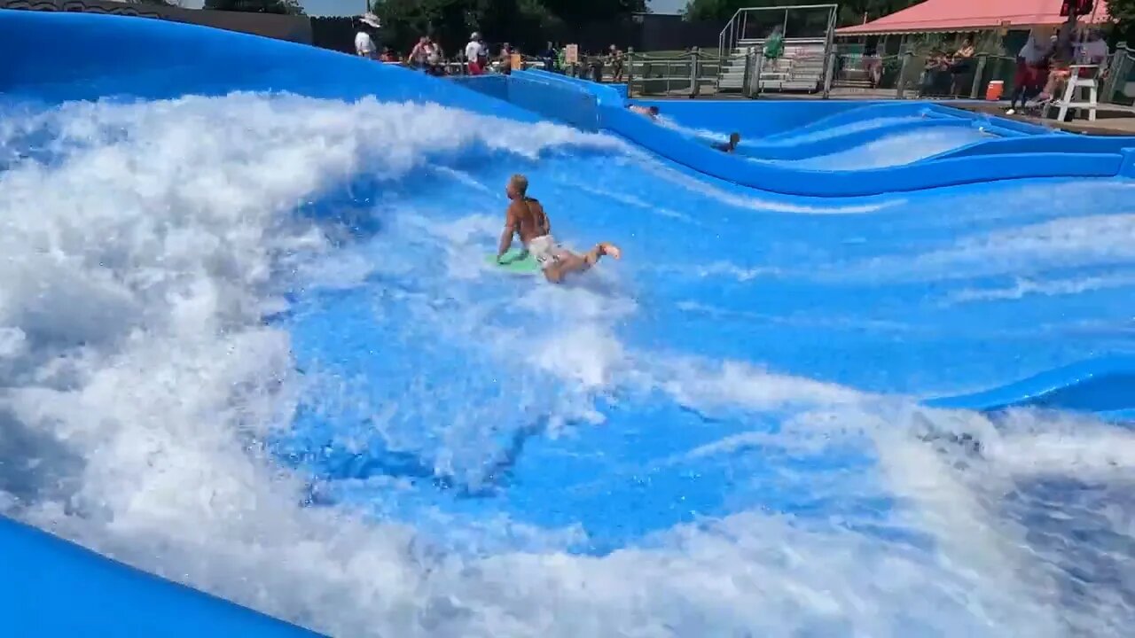 flowrider - Andrew - 4 at Soak City, Kings Island