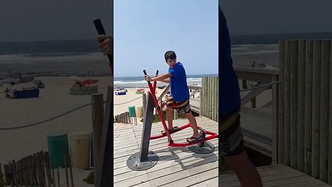 Fazer exercícios na praia