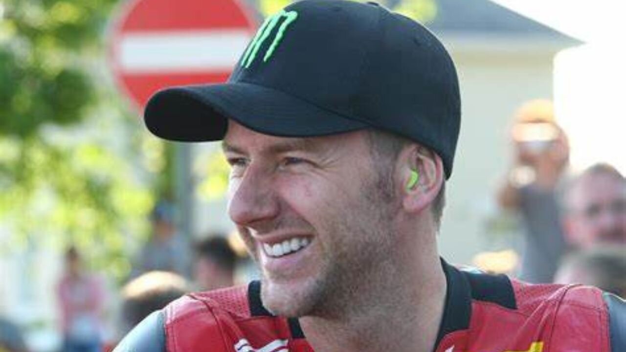 IAN HUTCHINSON RETURNS TO ROAD RACING FOR 2024