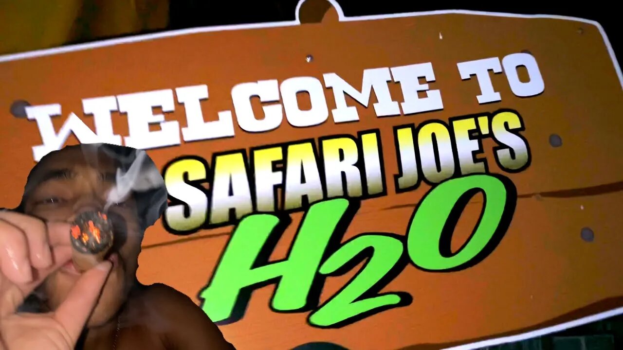 Smoking weed In the Water Park (Stoner vlog)