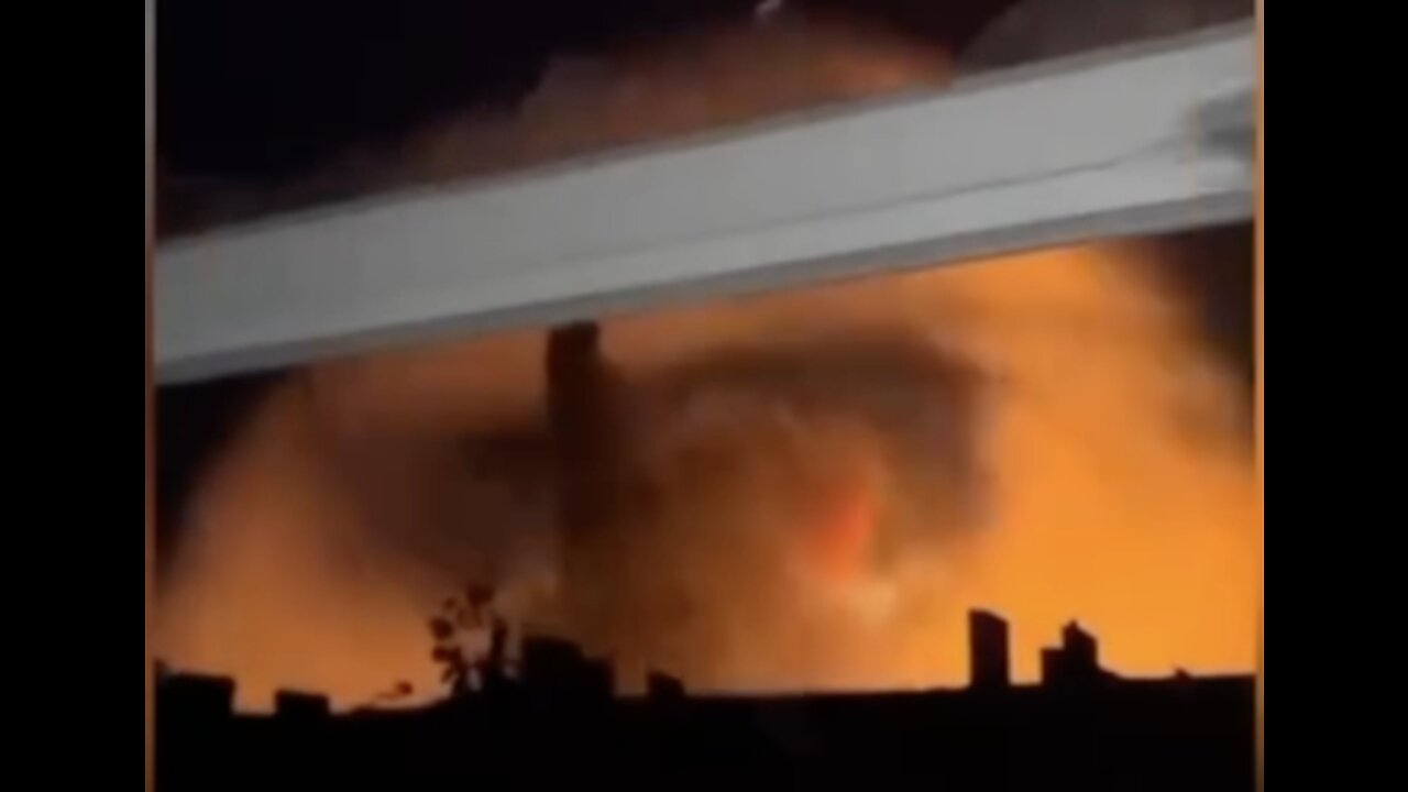 EPIC Explosion at Kharkov Thermal PP by Russian cruise missile!