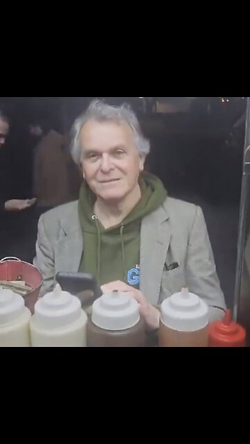 Stuart Seldowitz. Former Senior political advisor to the Obama admin.