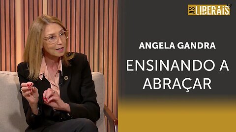 Como ensinar uma pessoa a abraçar? Angela Gandra responde | #al