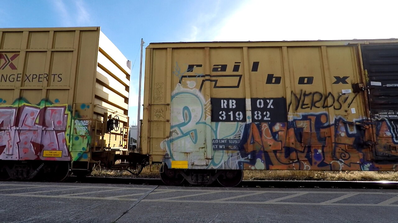 Westbound Manifest Train 397 CN 5744 CN 2272 & CN 5750 Locomotives In Ontario